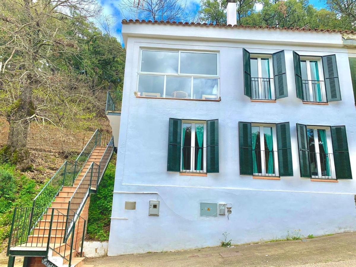 Casa Rural Una Ventana A La Montana Aracena Exterior photo